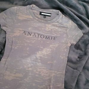 Short sleeve Anatomie shirt